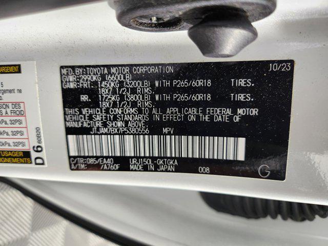 Photo of 2023 Eminent White Pearl Lexus GX 460