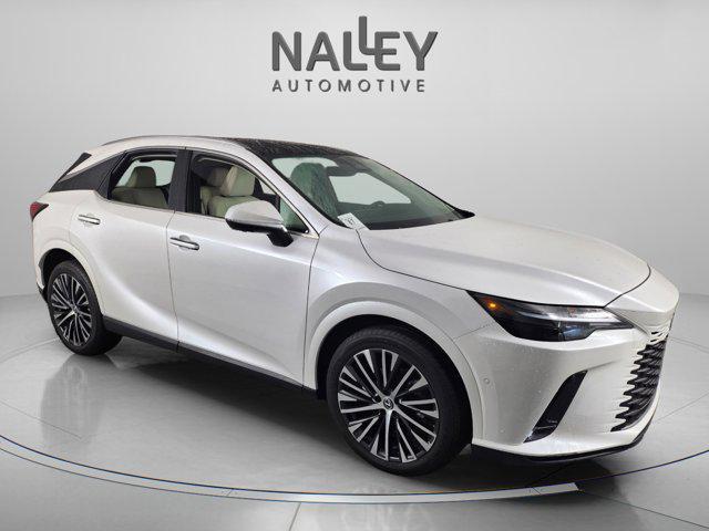 Photo of 2023 Eminent White Pearl Lexus RX 350