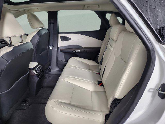 Photo of 2023 Eminent White Pearl Lexus RX 350