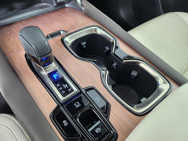 Photo of 2023 Eminent White Pearl Lexus RX 350
