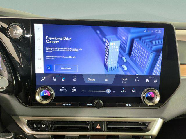 Photo of 2023 Eminent White Pearl Lexus RX 350