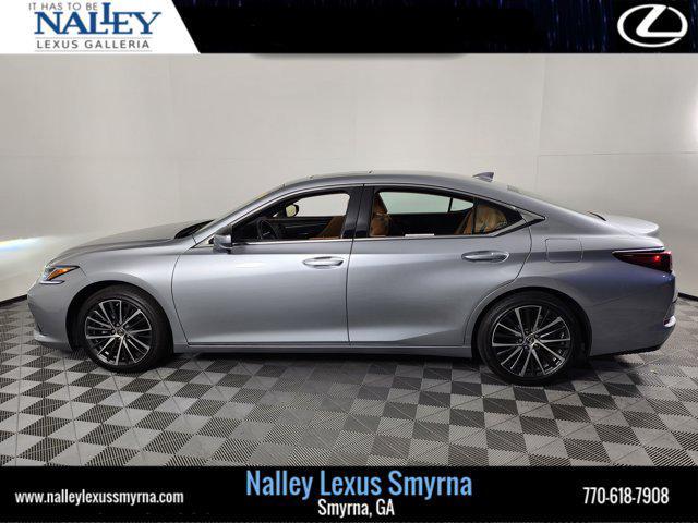 Photo of 2022 Iridium Lexus ES 350