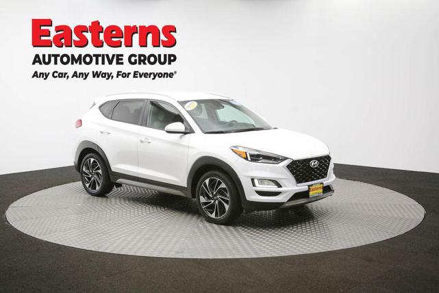 Photo of 2019 Dazzling White Hyundai TUCSON