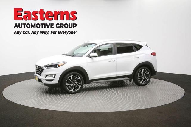 Photo of 2019 Dazzling White Hyundai TUCSON