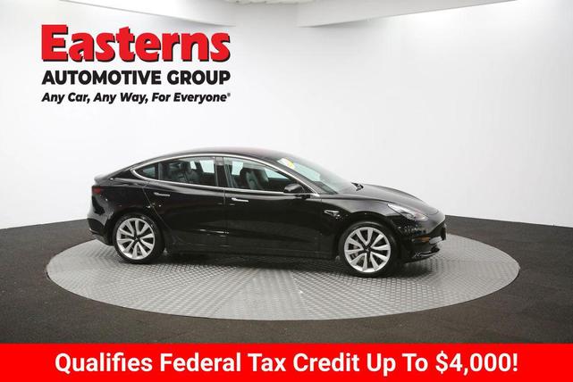 Photo of 2018 Black Tesla Model 3