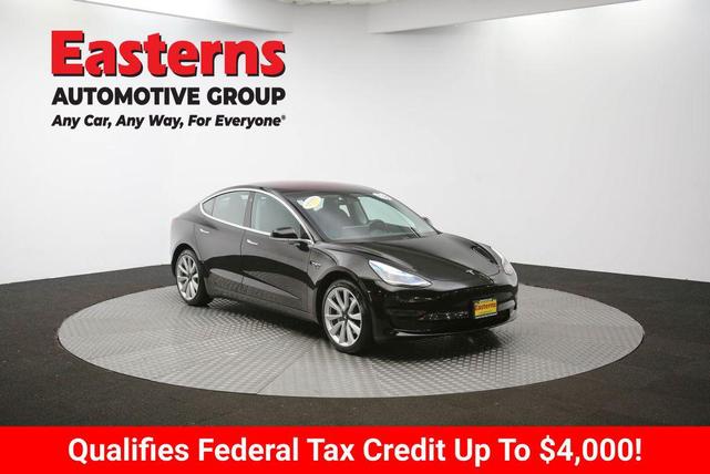 Photo of 2018 Black Tesla Model 3