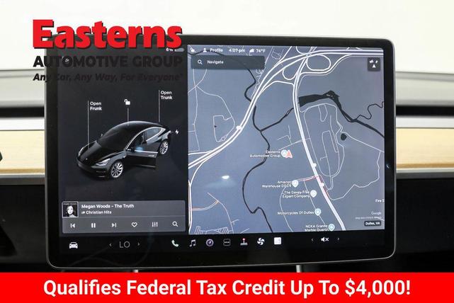 Photo of 2018 Black Tesla Model 3
