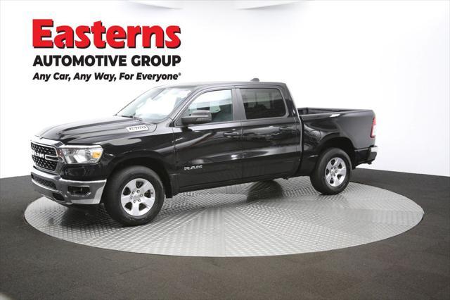 Photo of 2023 Diamond Black Crystal Pearlcoat RAM 1500