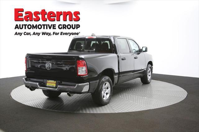Photo of 2023 Diamond Black Crystal Pearlcoat RAM 1500