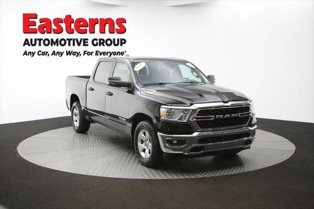 Photo of 2023 Diamond Black Crystal Pearlcoat RAM 1500