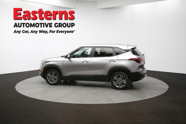 Photo of 2023 Steel Gray Kia Seltos