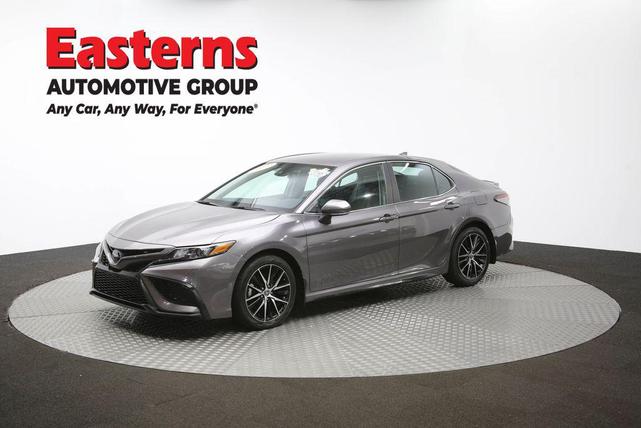 Photo of 2023 Predawn Gray Mica Toyota Camry