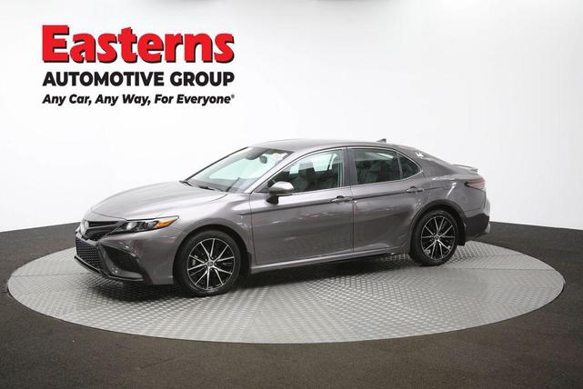 Photo of 2023 Predawn Gray Mica Toyota Camry