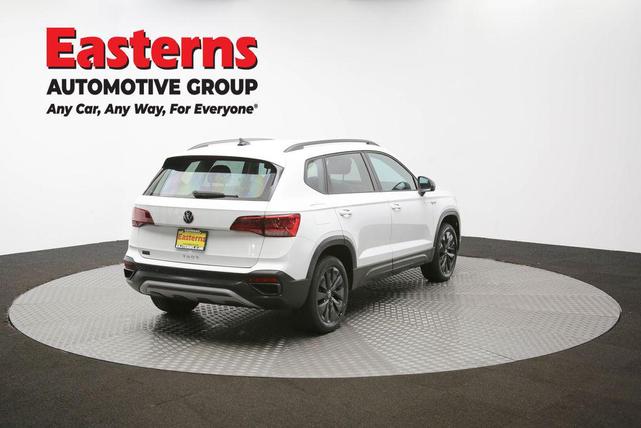 Photo of 2022 Pure White Volkswagen Taos