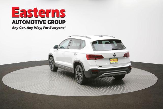 Photo of 2022 Pure White Volkswagen Taos