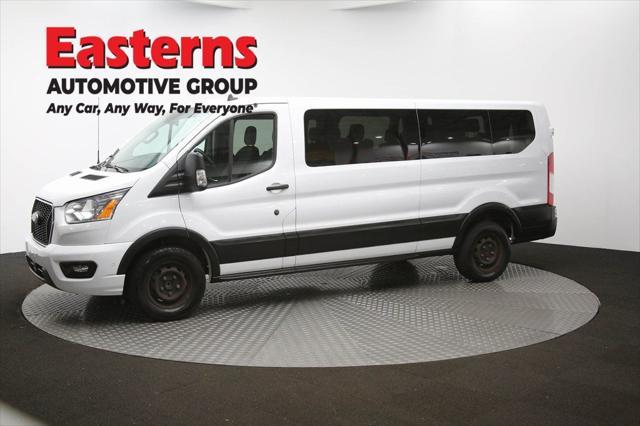 Photo of 2022 OXFORD WHITE Ford Transit-350