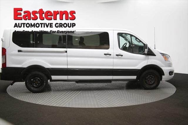 Photo of 2022 OXFORD WHITE Ford Transit-350
