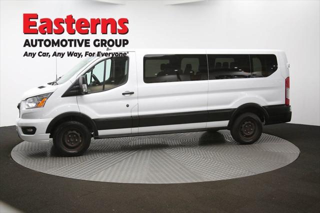 Photo of 2022 OXFORD WHITE Ford Transit-350