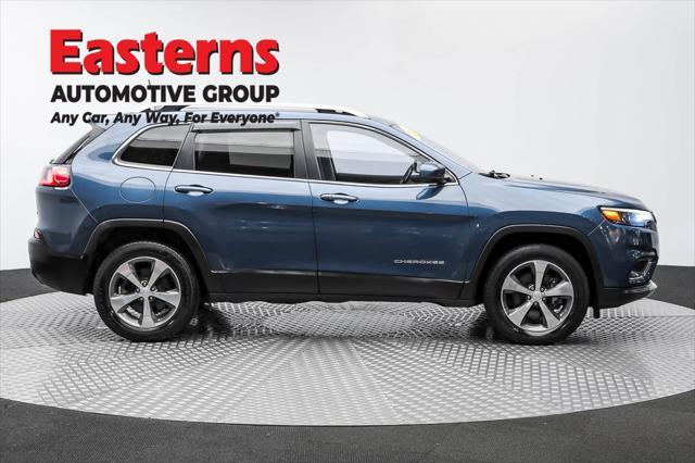 Photo of 2020 Slate Blue Pearlcoat Jeep Cherokee