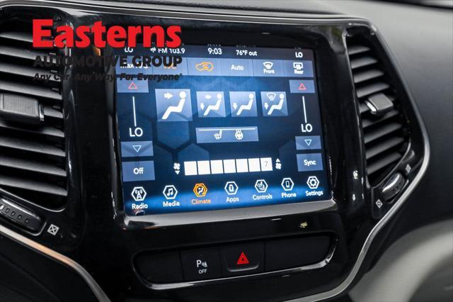 Photo of 2020 Slate Blue Pearlcoat Jeep Cherokee