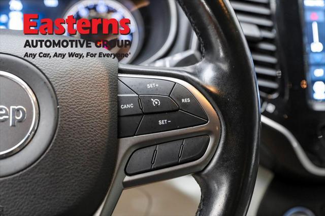 Photo of 2020 Slate Blue Pearlcoat Jeep Cherokee