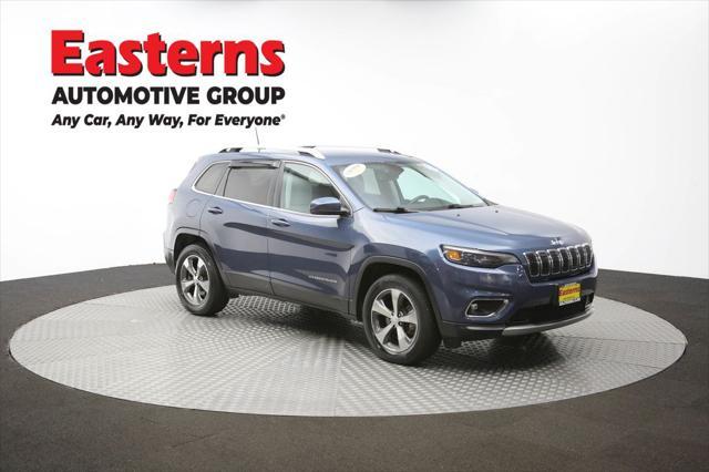 Photo of 2020 Slate Blue Pearlcoat Jeep Cherokee