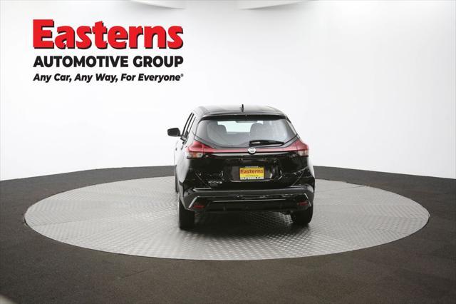 Photo of 2021 Super Black Nissan Kicks
