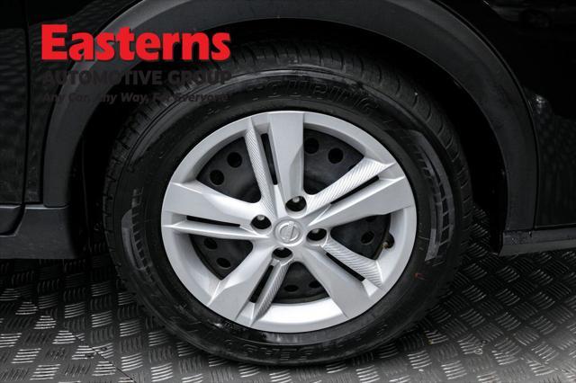 Photo of 2021 Super Black Nissan Kicks