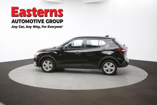 Photo of 2021 Super Black Nissan Kicks