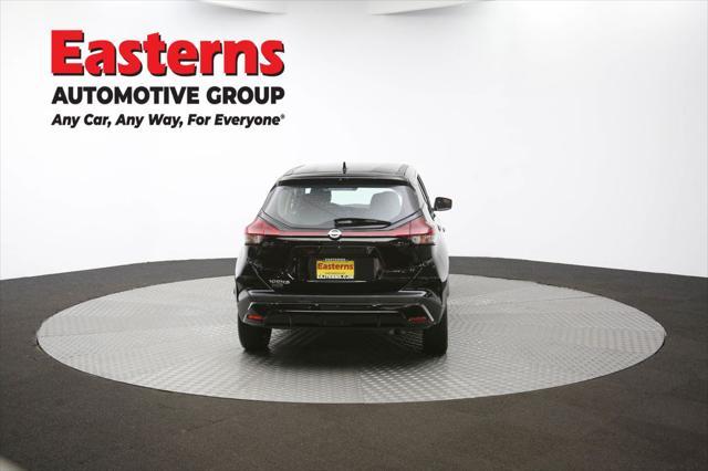 Photo of 2021 Super Black Nissan Kicks