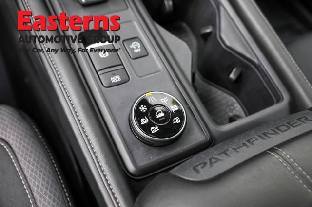 Photo of 2024 Gun Metallic Nissan Pathfinder