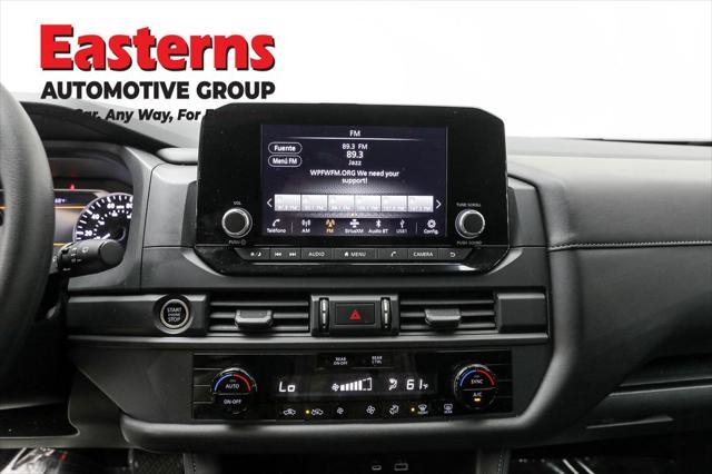 Photo of 2024 Gun Metallic Nissan Pathfinder