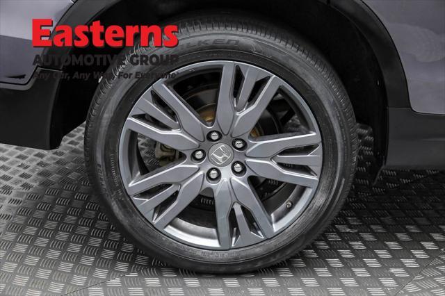 Photo of 2021 Gray Honda Passport