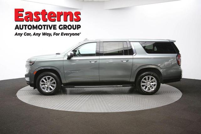 Photo of 2023 Silver Sage Metallic Chevrolet Suburban