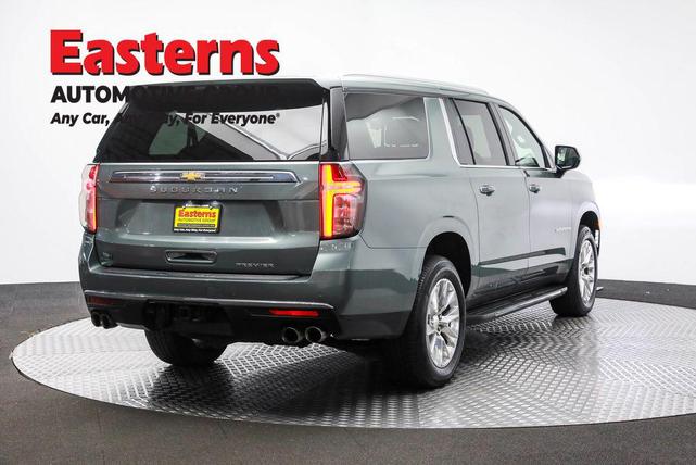 Photo of 2023 Silver Sage Metallic Chevrolet Suburban