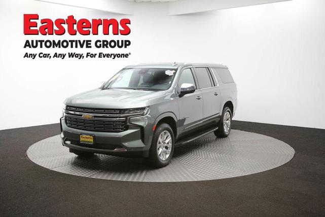 Photo of 2023 Silver Sage Metallic Chevrolet Suburban