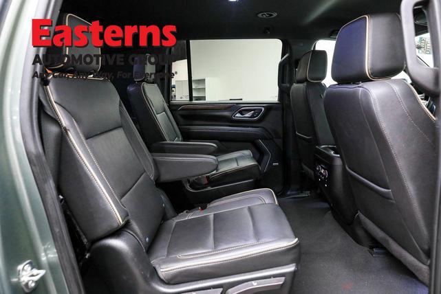 Photo of 2023 Silver Sage Metallic Chevrolet Suburban