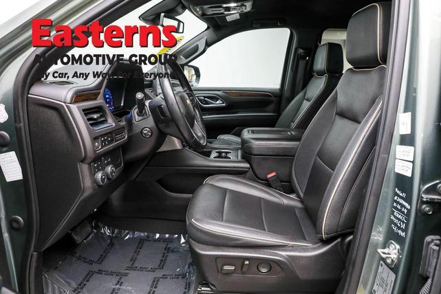 Photo of 2023 Silver Sage Metallic Chevrolet Suburban