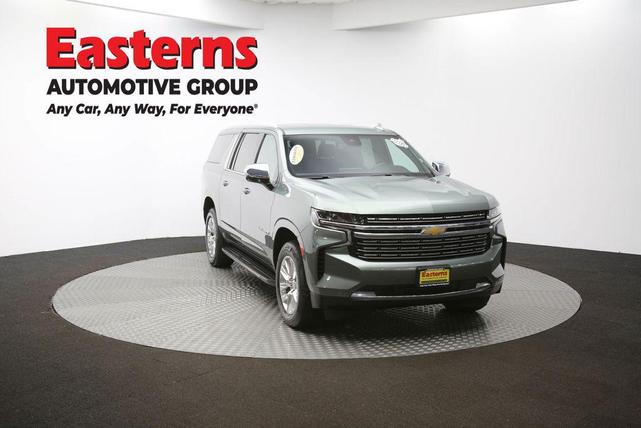Photo of 2023 Silver Sage Metallic Chevrolet Suburban