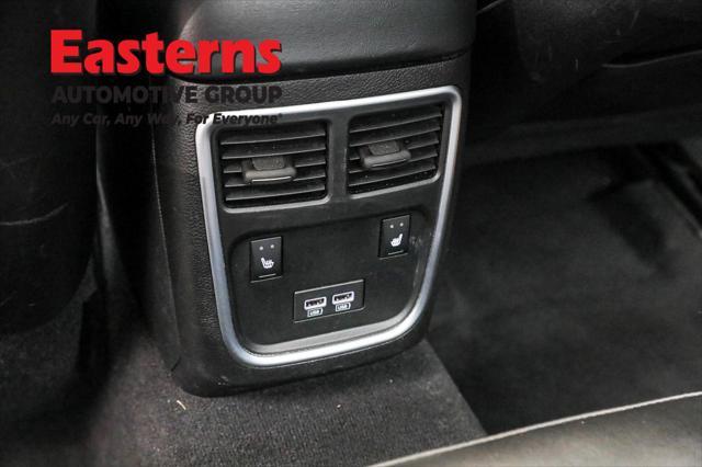 Photo of 2022 Pitch Black Clearcoat Dodge Charger