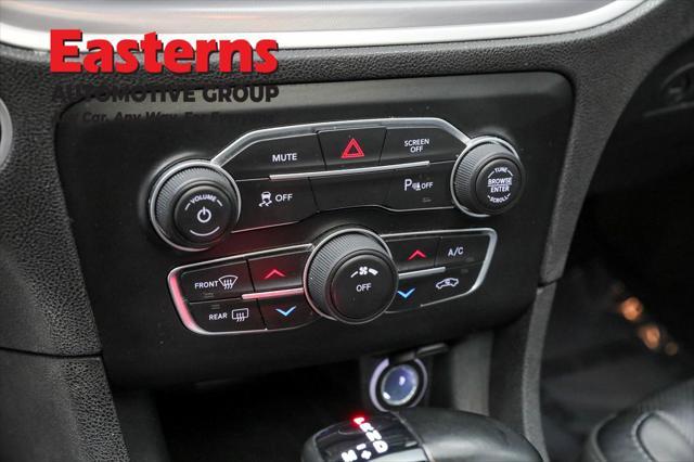 Photo of 2022 Pitch Black Clearcoat Dodge Charger