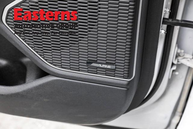 Photo of 2021 Bright White Clearcoat Jeep Grand Cherokee L