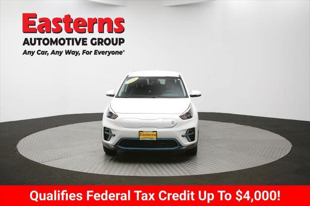 Photo of 2022 Snow White Pearl Kia Niro EV
