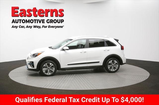 Photo of 2022 Snow White Pearl Kia Niro EV