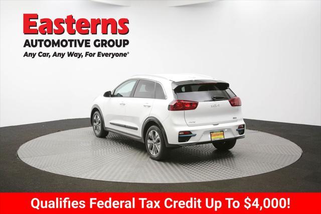 Photo of 2022 Snow White Pearl Kia Niro EV
