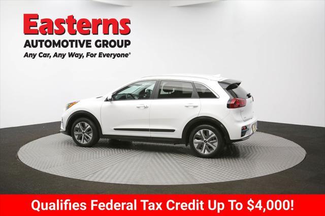 Photo of 2022 Snow White Pearl Kia Niro EV