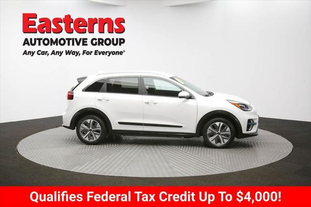 Photo of 2022 Snow White Pearl Kia Niro EV