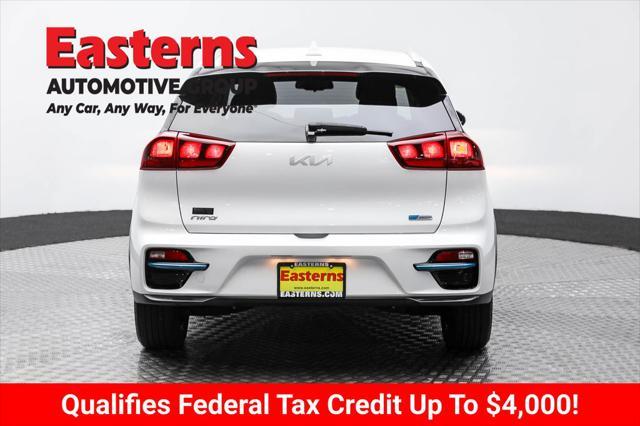 Photo of 2022 Snow White Pearl Kia Niro EV
