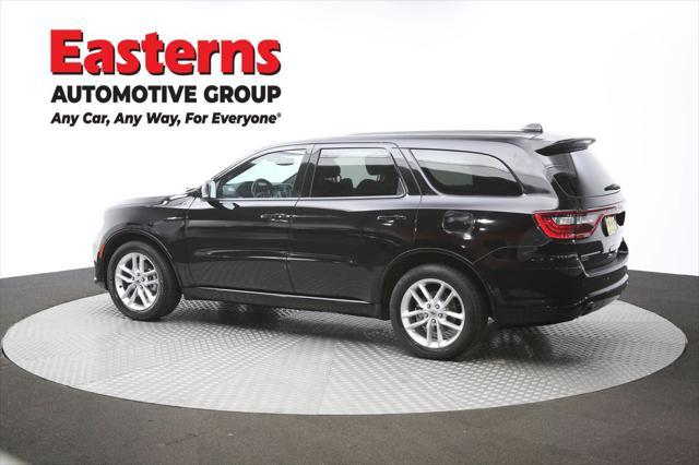 Photo of 2022 DB Black Clearcoat Dodge Durango