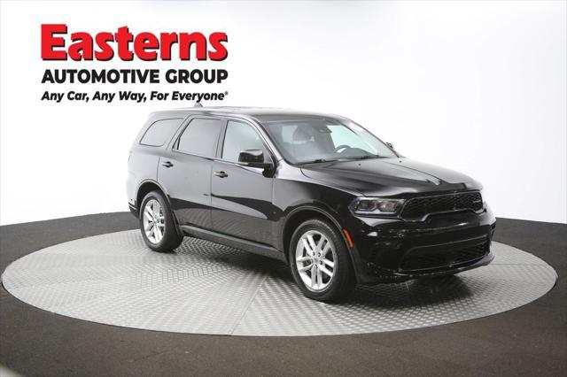 Photo of 2022 DB Black Clearcoat Dodge Durango